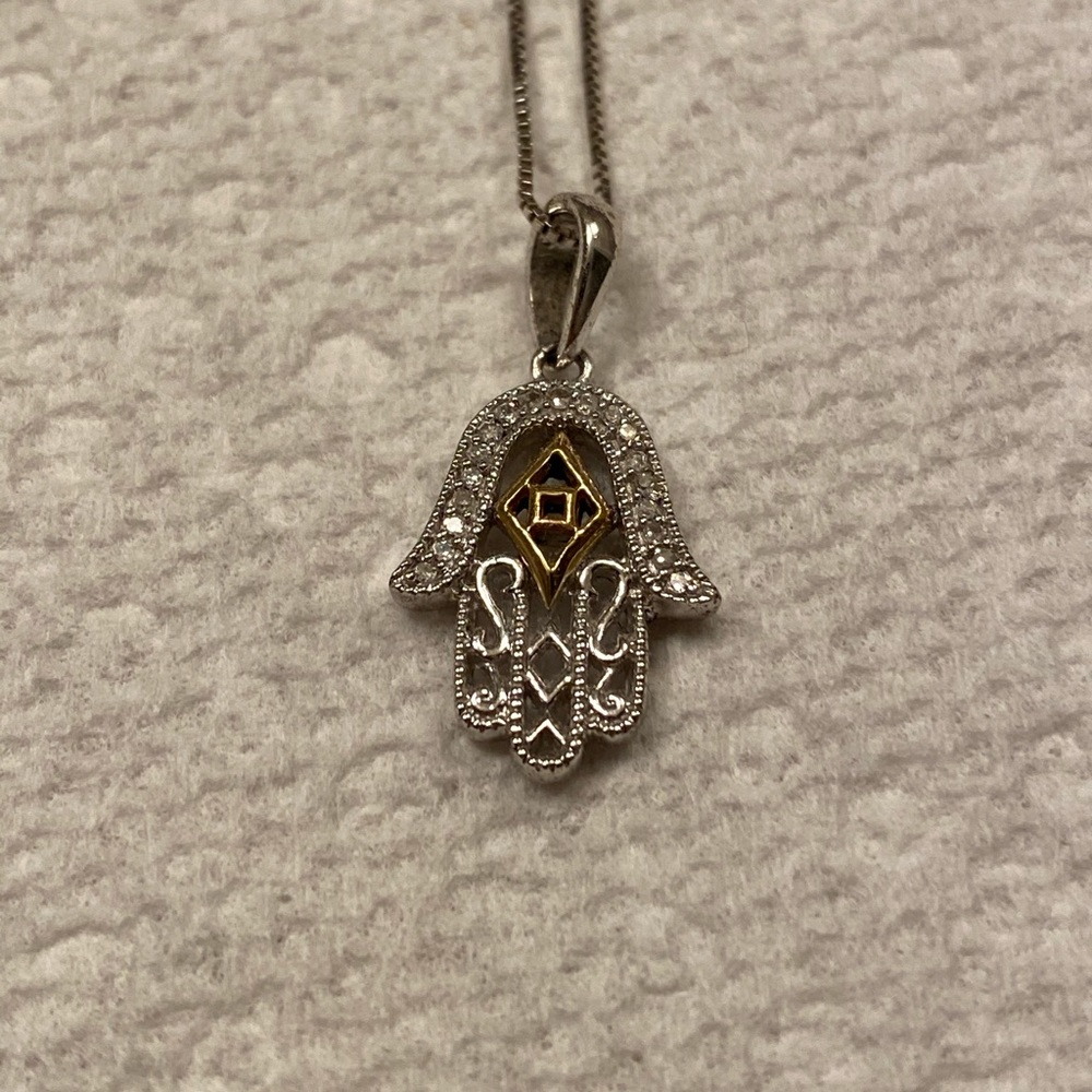 Hamsa necklace